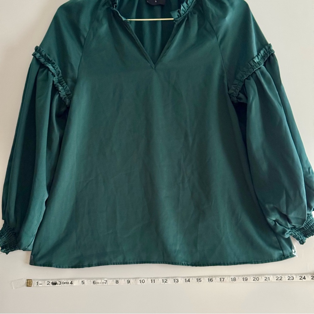 Week& Green Ruffle Sleeve Women's Top - Picture 11 of 11